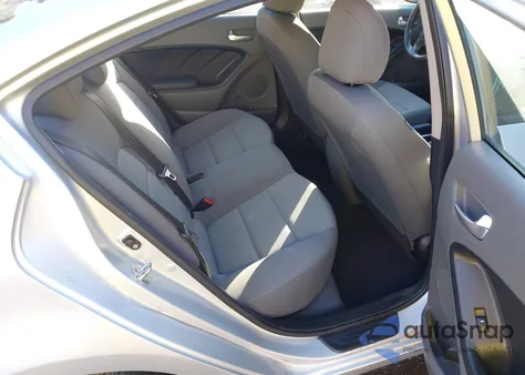 2018 Kia Forte Lx from USA, damaged, VIN 3KPFK4A71JE236706